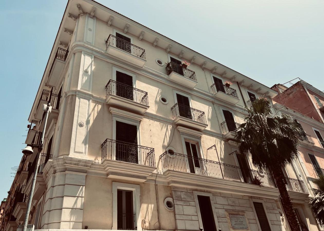 塔兰托Palazzo Berardi住宿加早餐旅馆 外观 照片